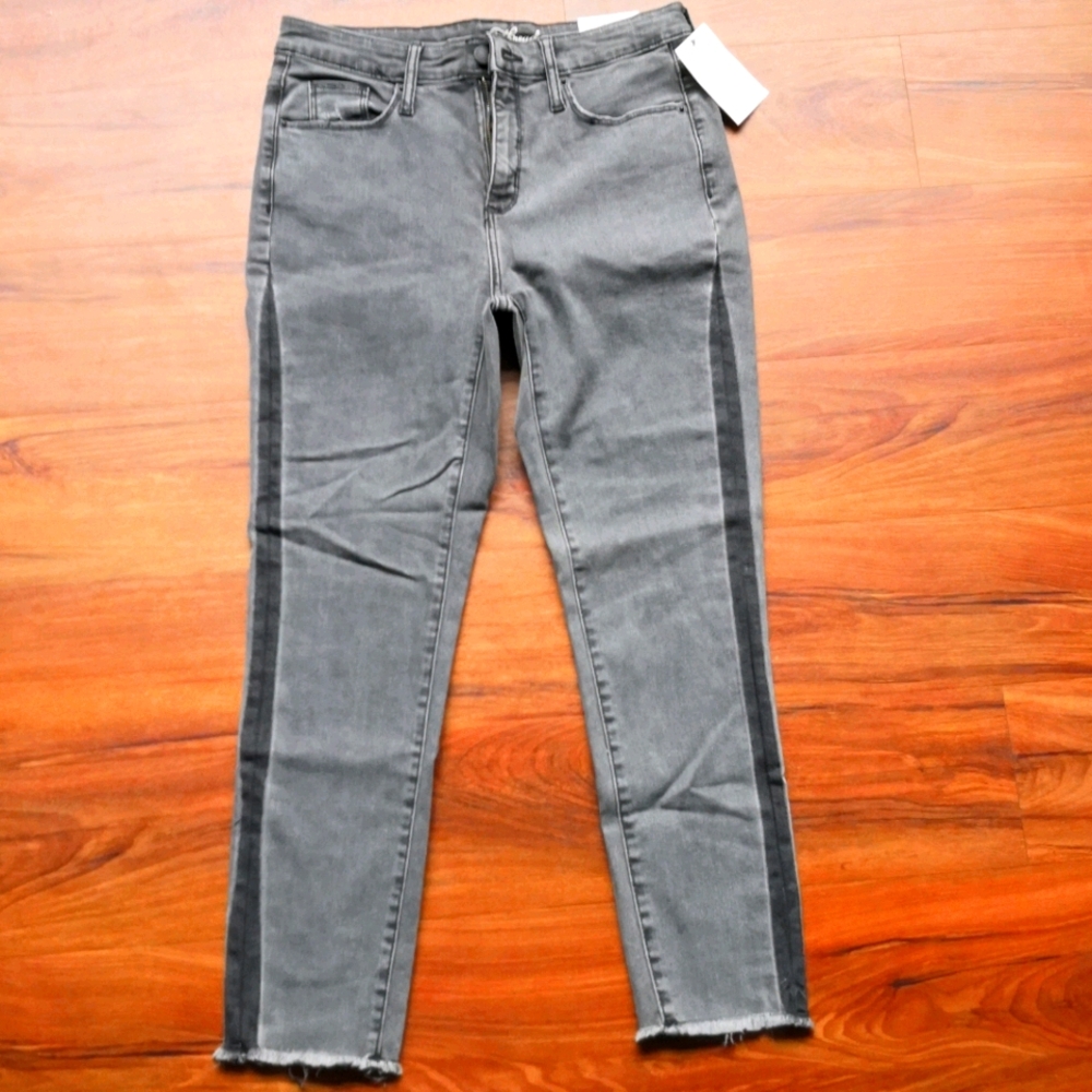 Universal Thread High Rise Skinny Crop Jeans